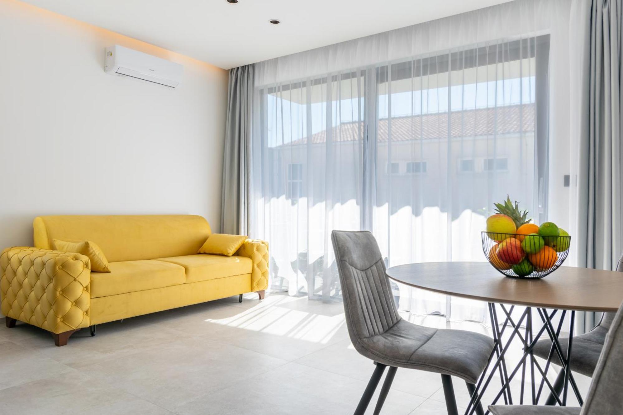 Apartmani Pino 1 Башка-Вода Екстер'єр фото