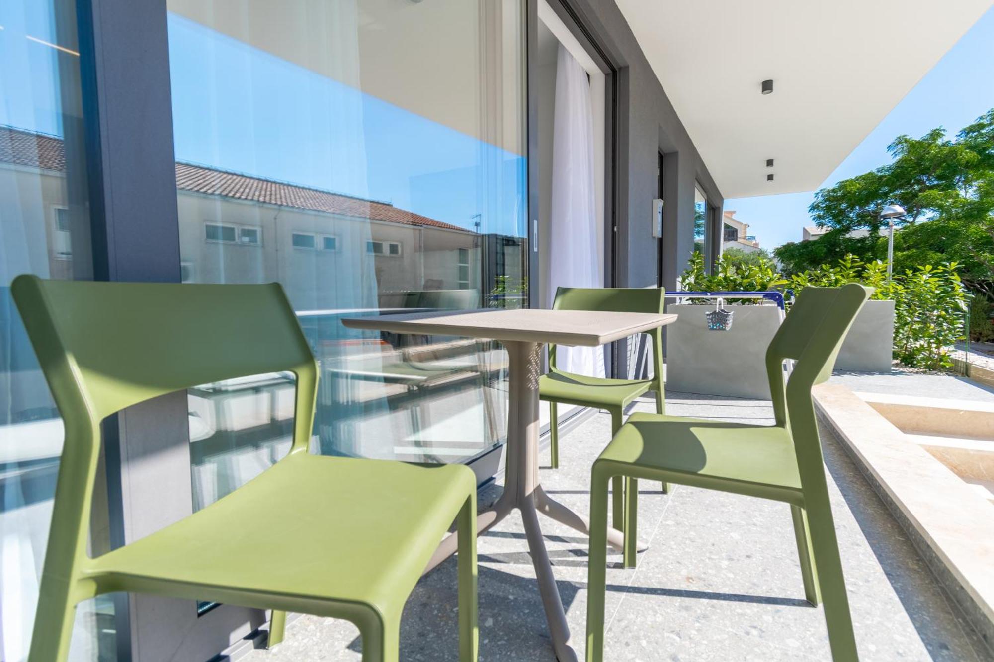 Apartmani Pino 1 Башка-Вода Екстер'єр фото